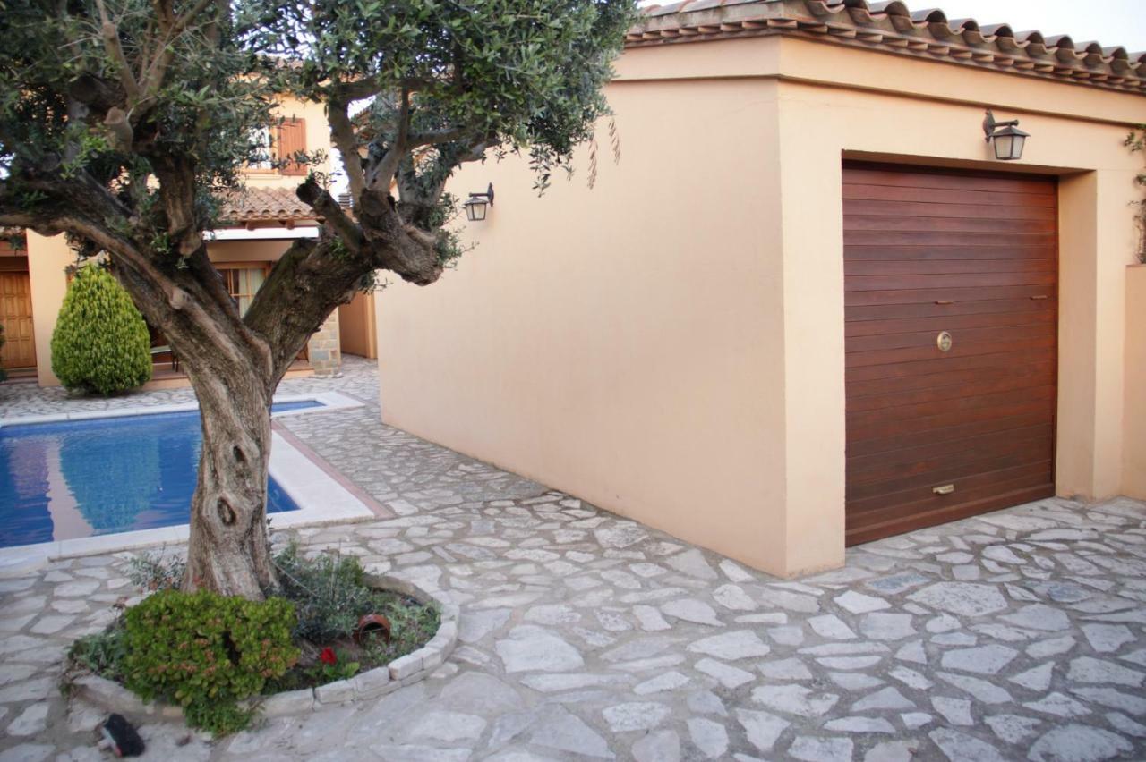 Villashim L' Escala المظهر الخارجي الصورة